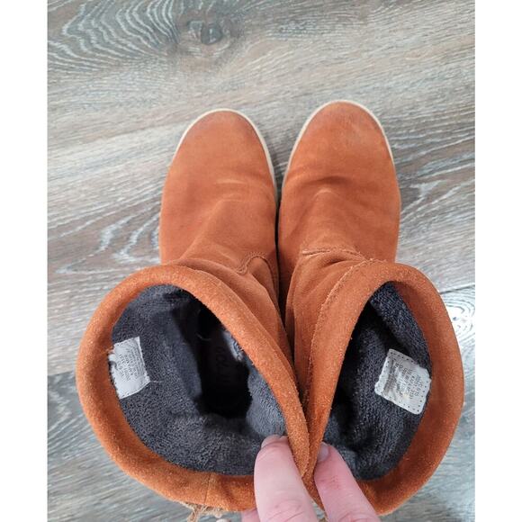 OluKai Womens Boots Size W 7 Brown Suede Laces Slouch‎ Ankle Fashion Boots - Picture 3 of 6